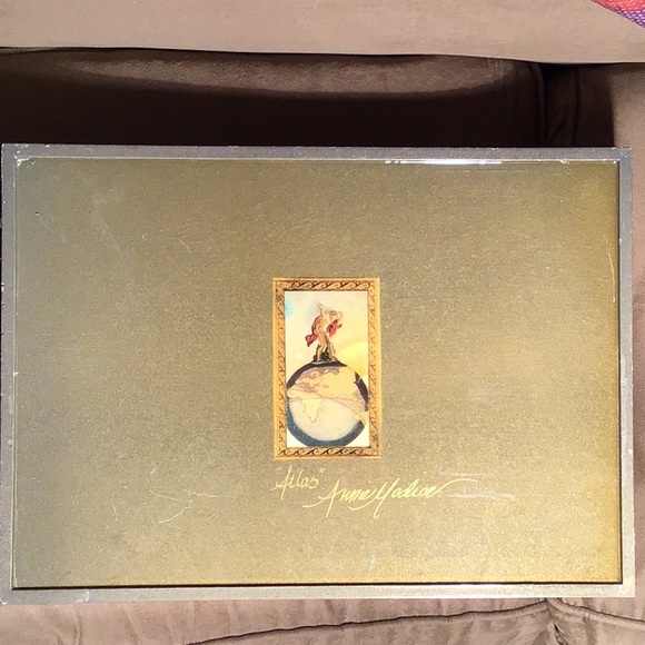 Annie Modica authentic atlas tray collectible - Picture 2 of 6